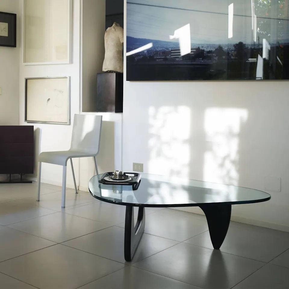 Noguchi Coffee Tafel