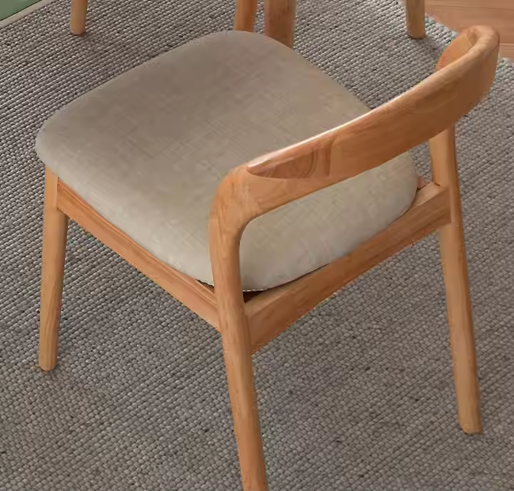 Naoki Eetkamerstoel
